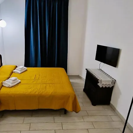 3 Mini In Hotel kapsułowy *