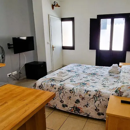 Hotel Cápsula 3 Mini In
