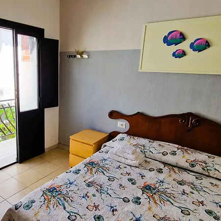 Hotel Cápsula 3 Mini In *