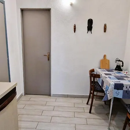 Hotel Cápsula 3 Mini In